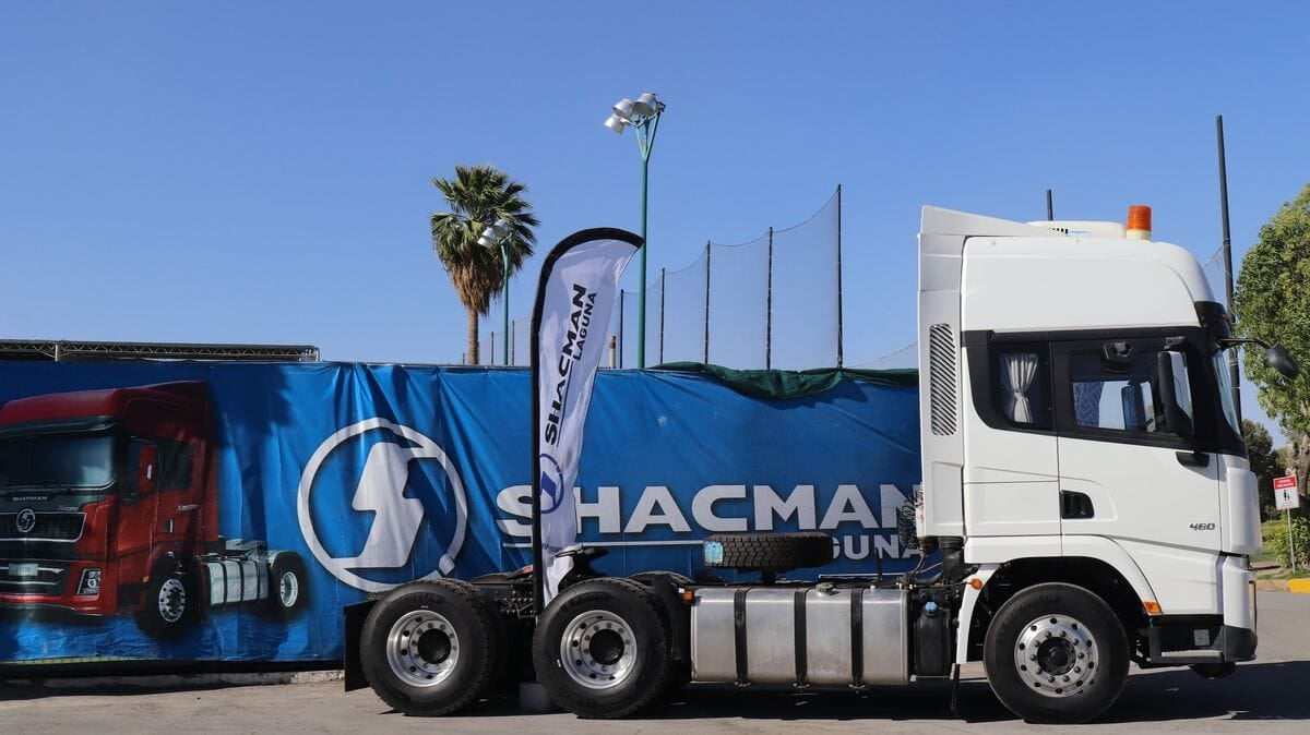 SHACMAN X5000 en exhibición de Shacman Laguna